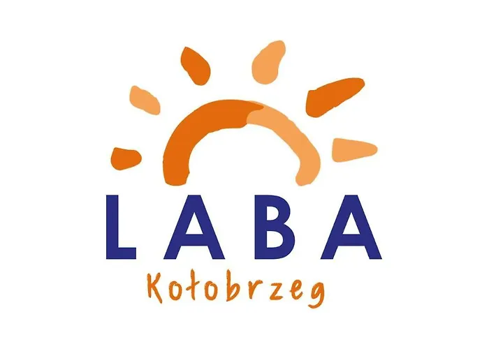 Laba Bursztynowe Z Miejscami Postojowymi דירה