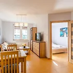 Laba Bursztynowe Z Miejscami Postojowymi Apartman *