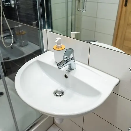 Apartment Laba Bursztynowe Z Miejscami Postojowymi Kolobrzeg
