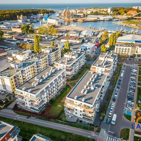 Laba Bursztynowe Z Miejscami Postojowymi