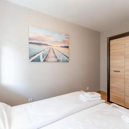 Laba Bursztynowe Z Miejscami Postojowymi Apartamento *