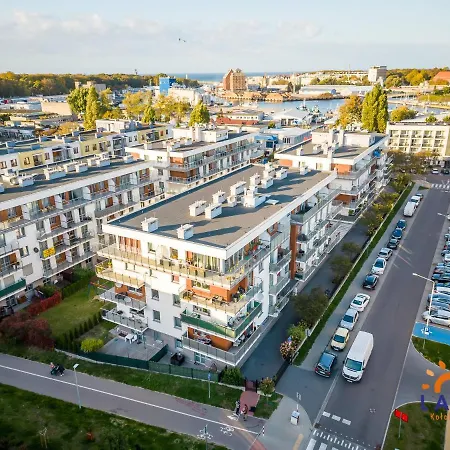 Laba Bursztynowe Z Miejscami Postojowymi Apartamento *